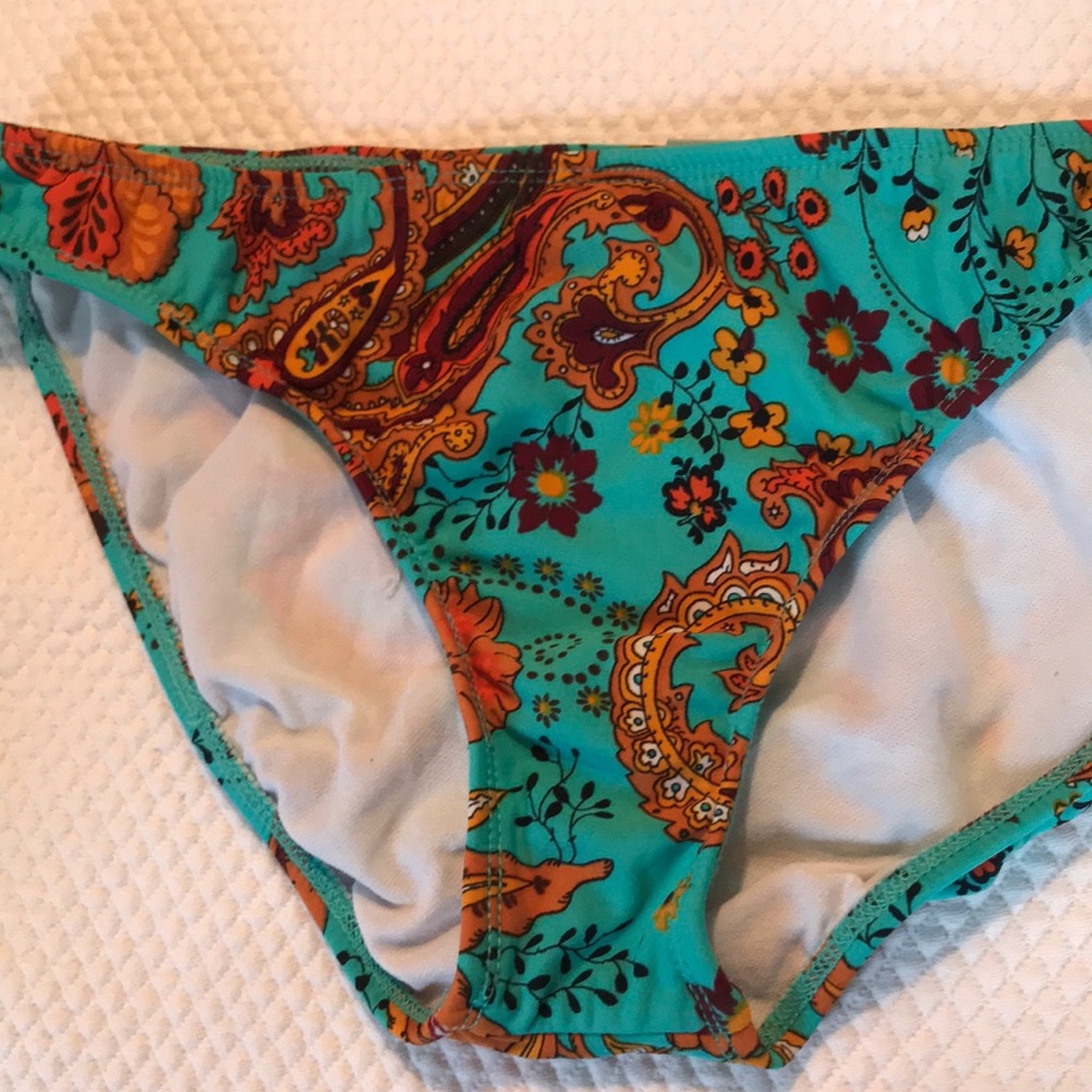 *Never Worn* Radio Fiji Paisley Bikini - Picture 2 of 7
